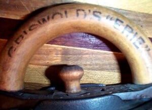 griswold's griswold erie wood handle sad cast iron old antique vintage 
