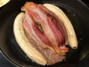 Griswold Aunt Ellen recipe for Mexican meat roll with bananas 