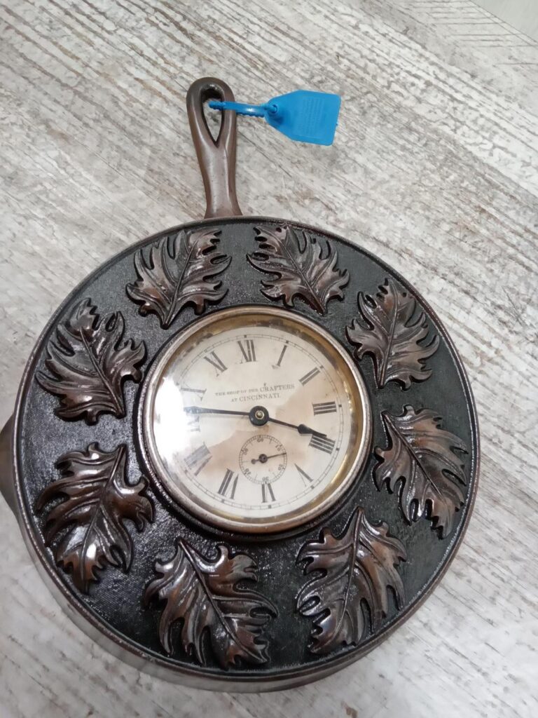 griswold vintage cast iron erie pa usa clock timepiece erie wall leaves price value sold for how much griswald