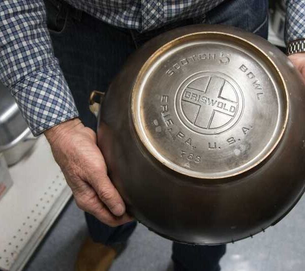 Griswold griswald scotch bowl large block logo pattern prototype brass vintage antique cast iron