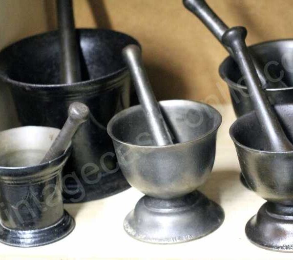 Vintage and Antique Cast Iron and Aluminum Mortars and Pestles O'Neil Collection