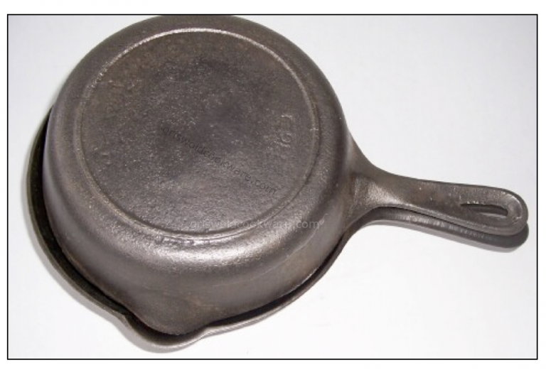 recast using real griswold pan as a pattern to make a fake reproduction antique old vintage cast iron skillet pan fry erie 