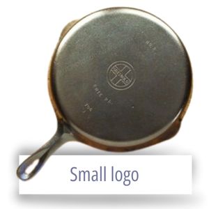 Vintage Griswold small logo smooth bottom skillet